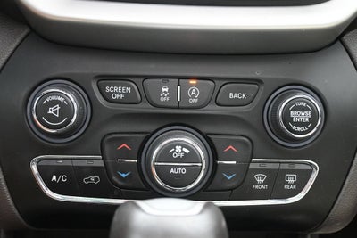 2017 Jeep Cherokee Overland