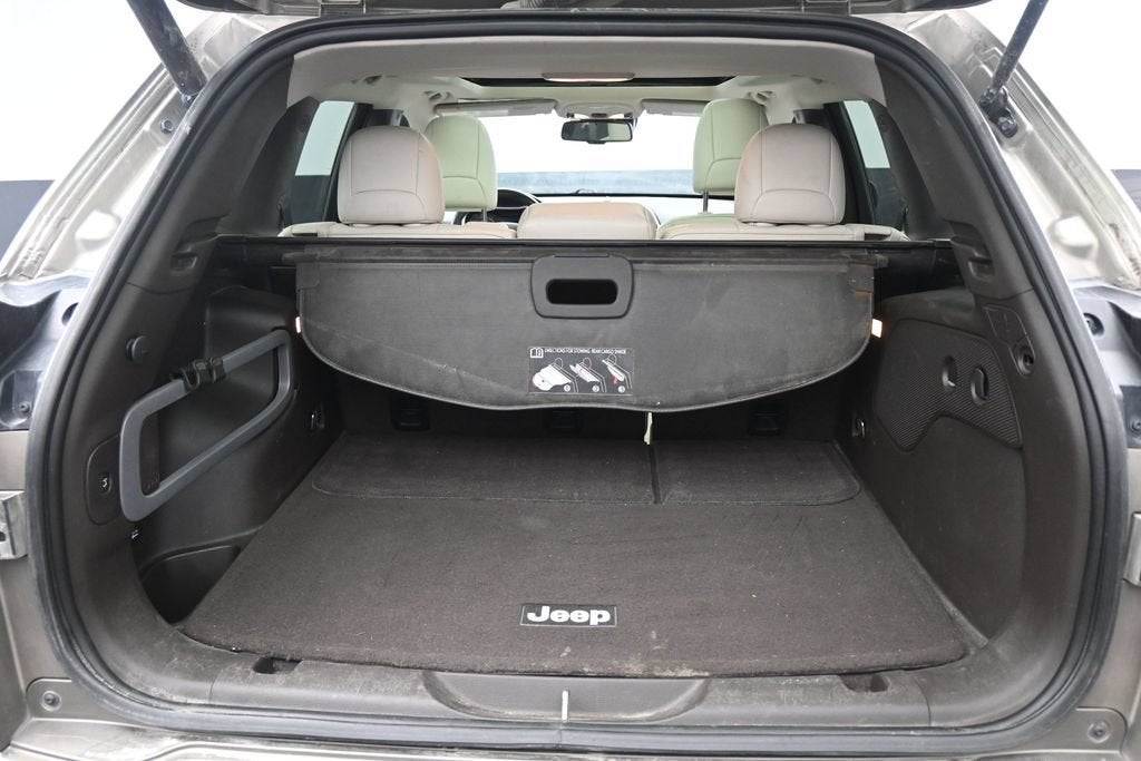 2017 Jeep Cherokee Overland