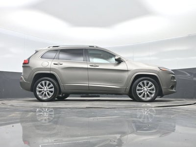 2017 Jeep Cherokee Overland