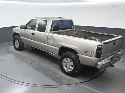 2002 Chevrolet Silverado 1500 Base