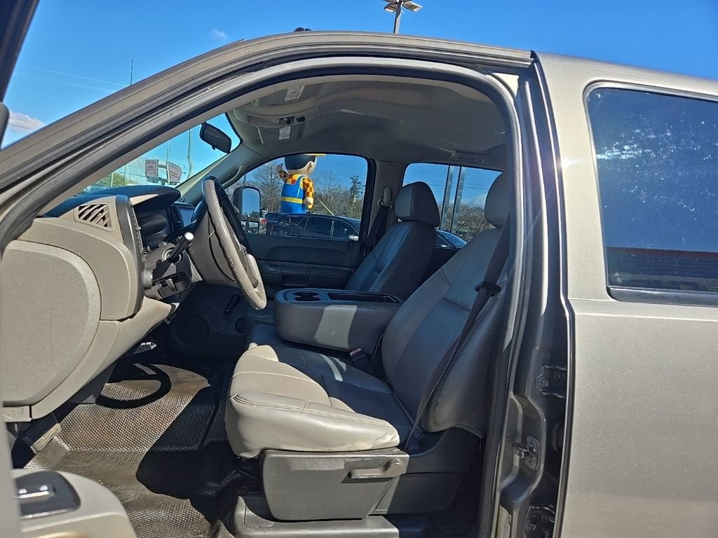 2009 Chevrolet Silverado 3500 HD DRW Work Truck