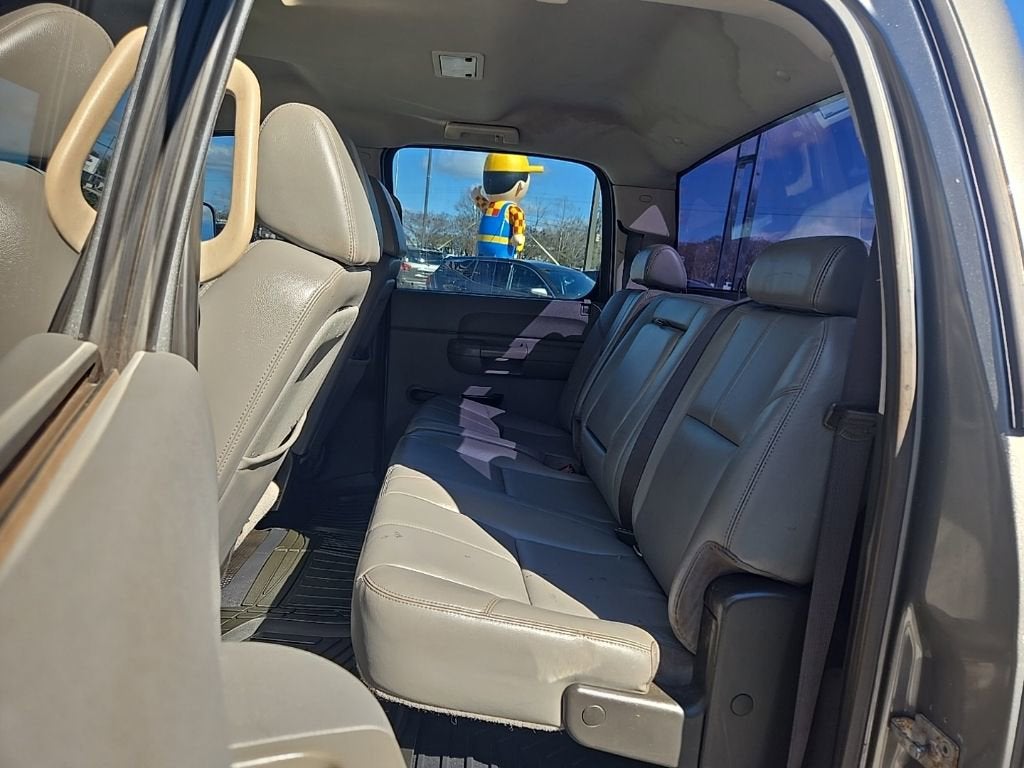 2009 Chevrolet Silverado 3500 HD DRW Work Truck