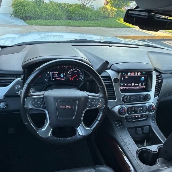 2020 GMC Yukon SLT