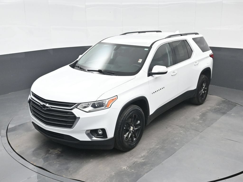 2021 Chevrolet Traverse LT Cloth