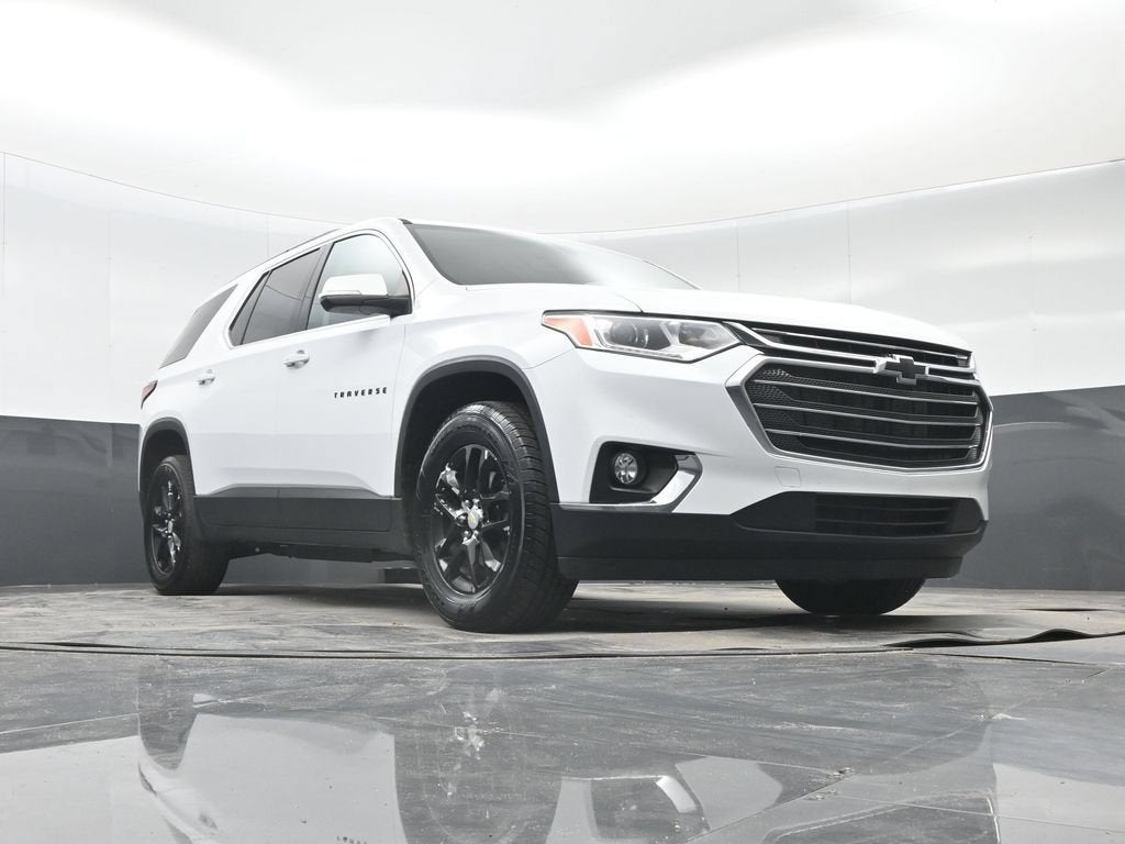 2021 Chevrolet Traverse LT Cloth