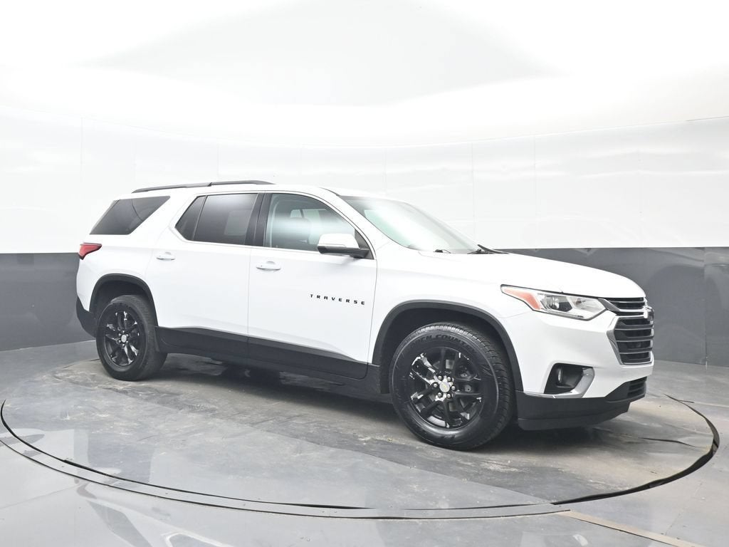 2021 Chevrolet Traverse LT Cloth