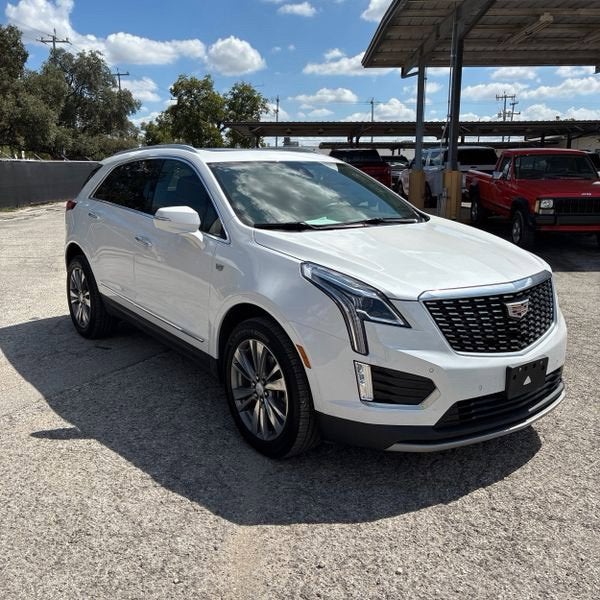 2022 Cadillac XT5 FWD Premium Luxury