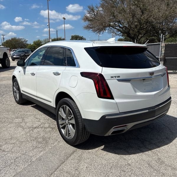 2022 Cadillac XT5 FWD Premium Luxury