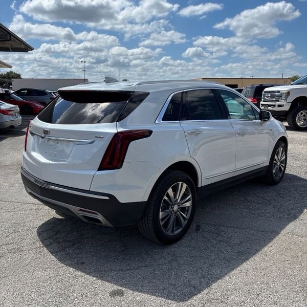 2022 Cadillac XT5 FWD Premium Luxury