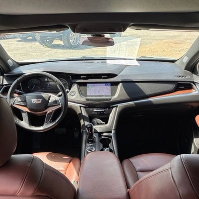 2022 Cadillac XT5 FWD Premium Luxury