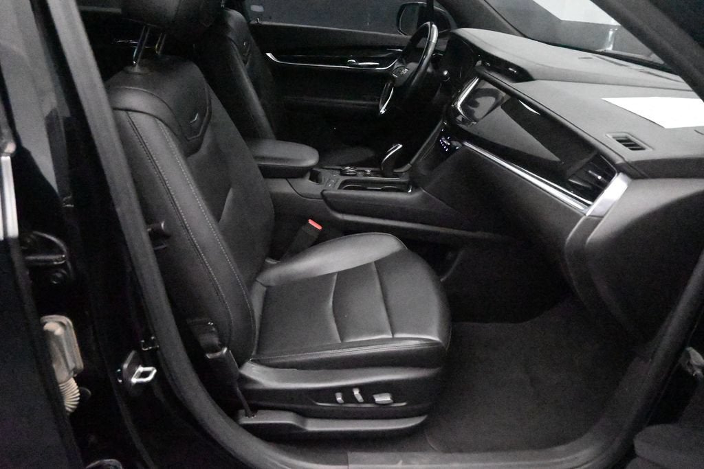 2020 Cadillac XT6 FWD Premium Luxury