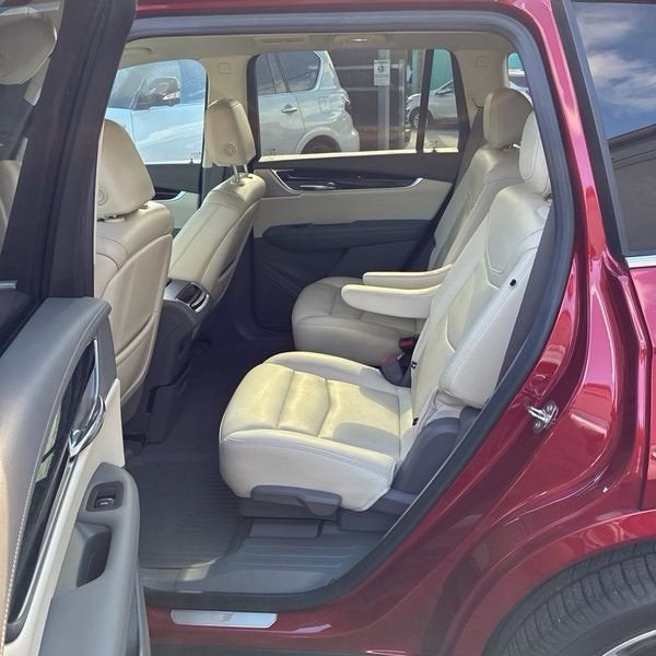 2021 Cadillac XT6 Premium Luxury