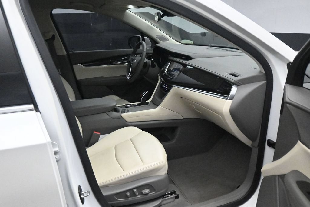 2022 Cadillac XT6 Premium Luxury
