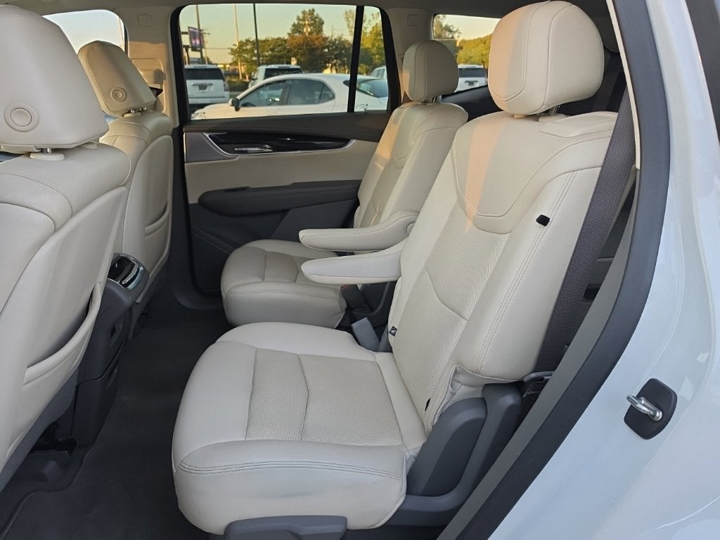 2022 Cadillac XT6 Premium Luxury