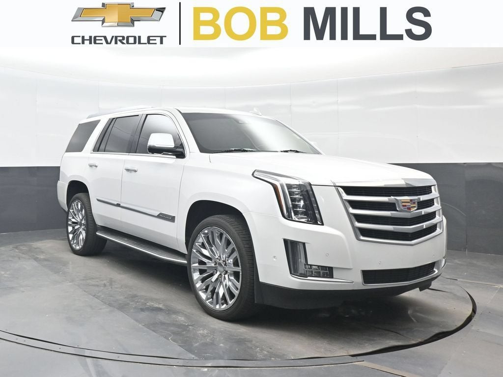 2017 Cadillac Escalade Luxury