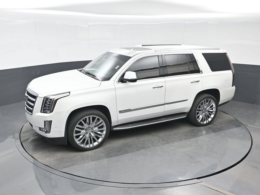 2017 Cadillac Escalade Luxury