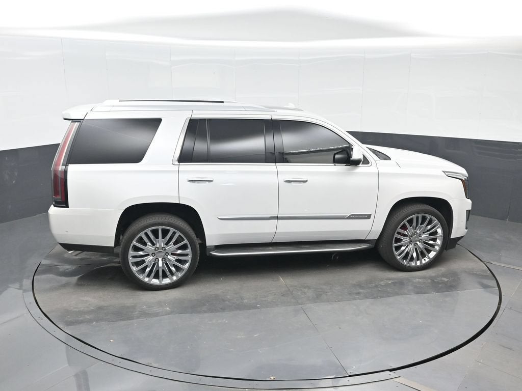 2017 Cadillac Escalade Luxury