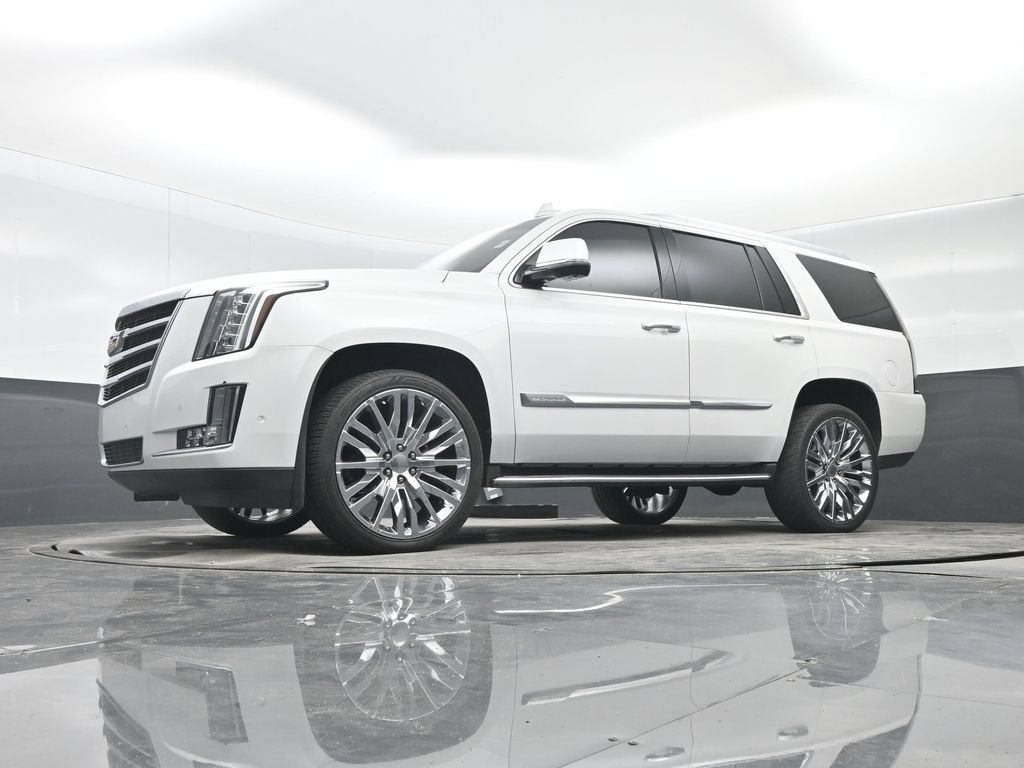 2017 Cadillac Escalade Luxury