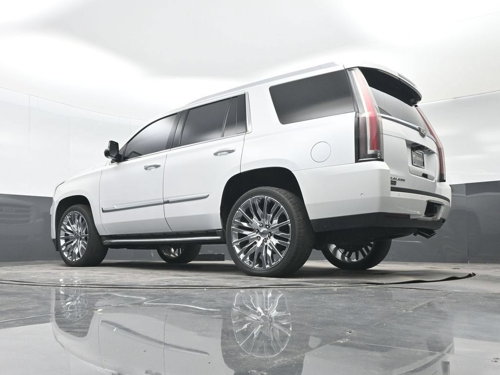 2017 Cadillac Escalade Luxury