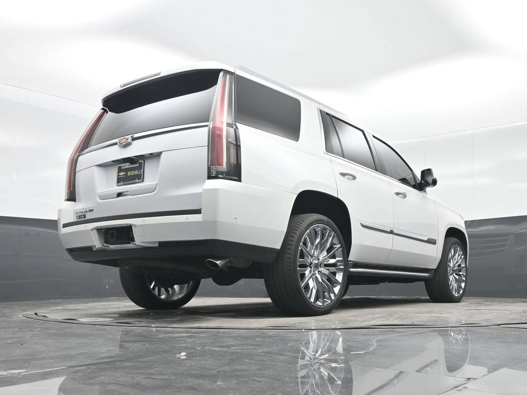 2017 Cadillac Escalade Luxury