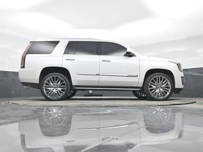 2017 Cadillac Escalade Luxury