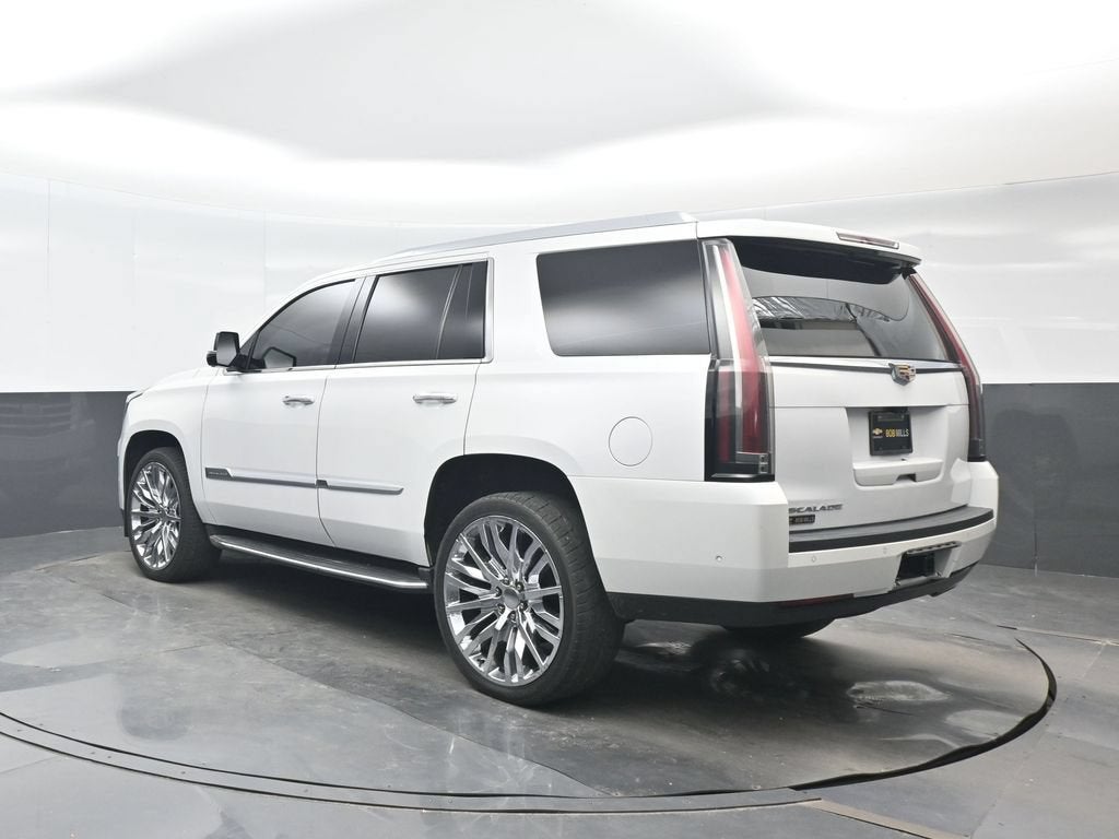 2017 Cadillac Escalade Luxury