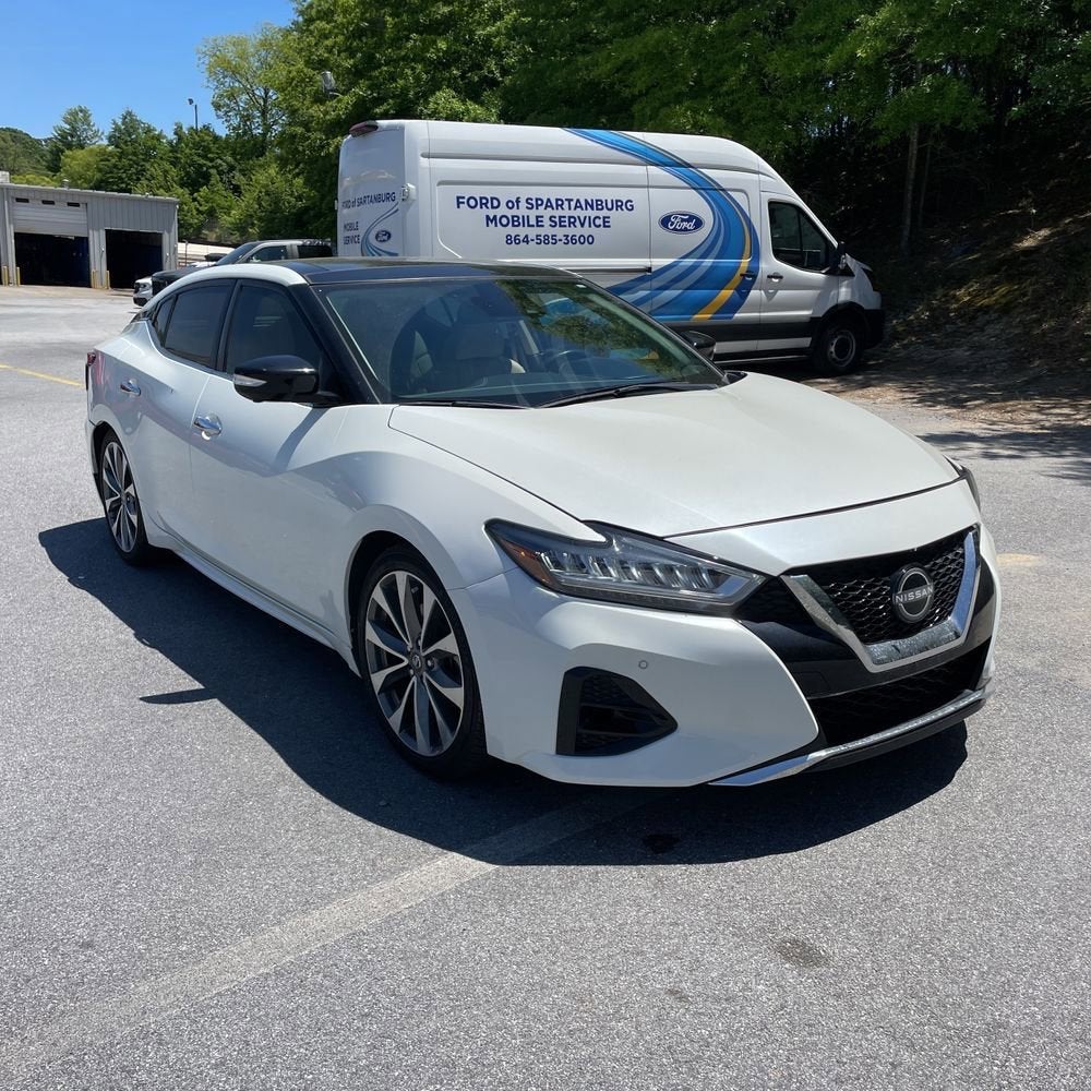 2021 Nissan Maxima Platinum's photo