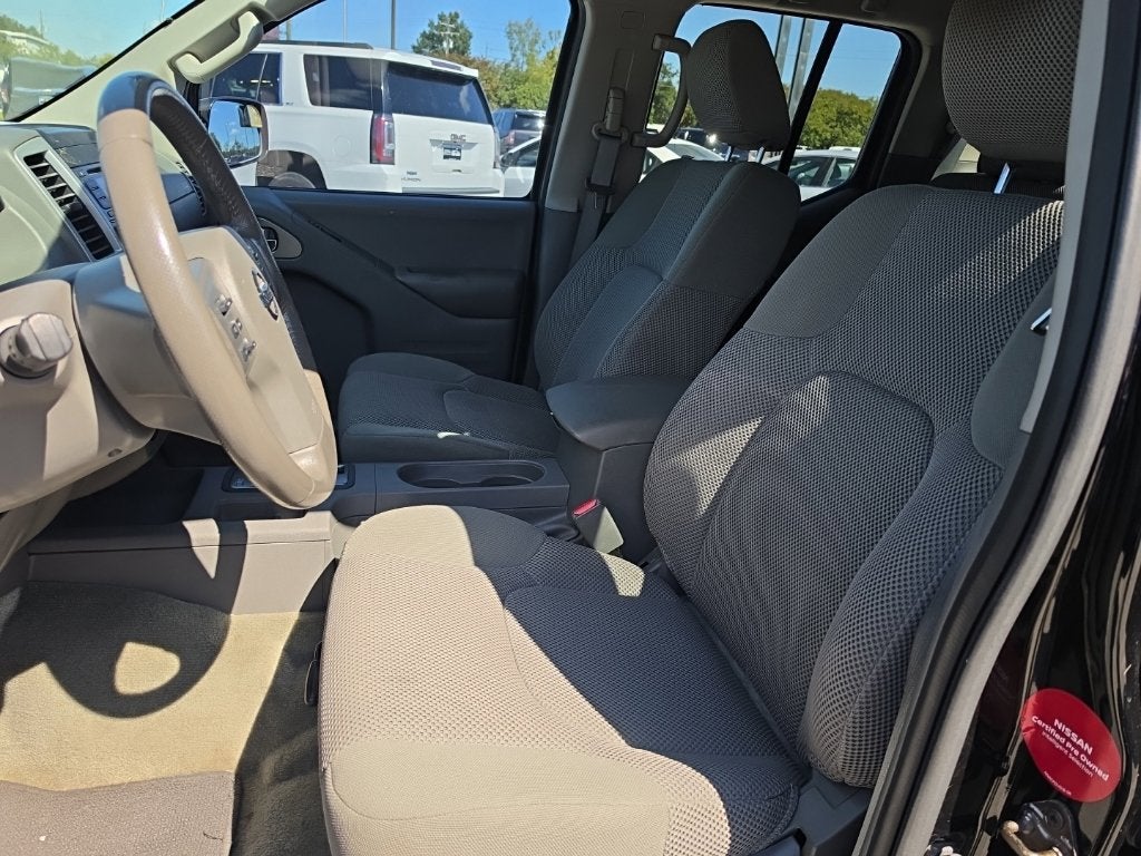 2016 Nissan Frontier SV