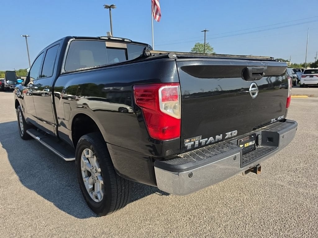 2016 Nissan Titan XD SL