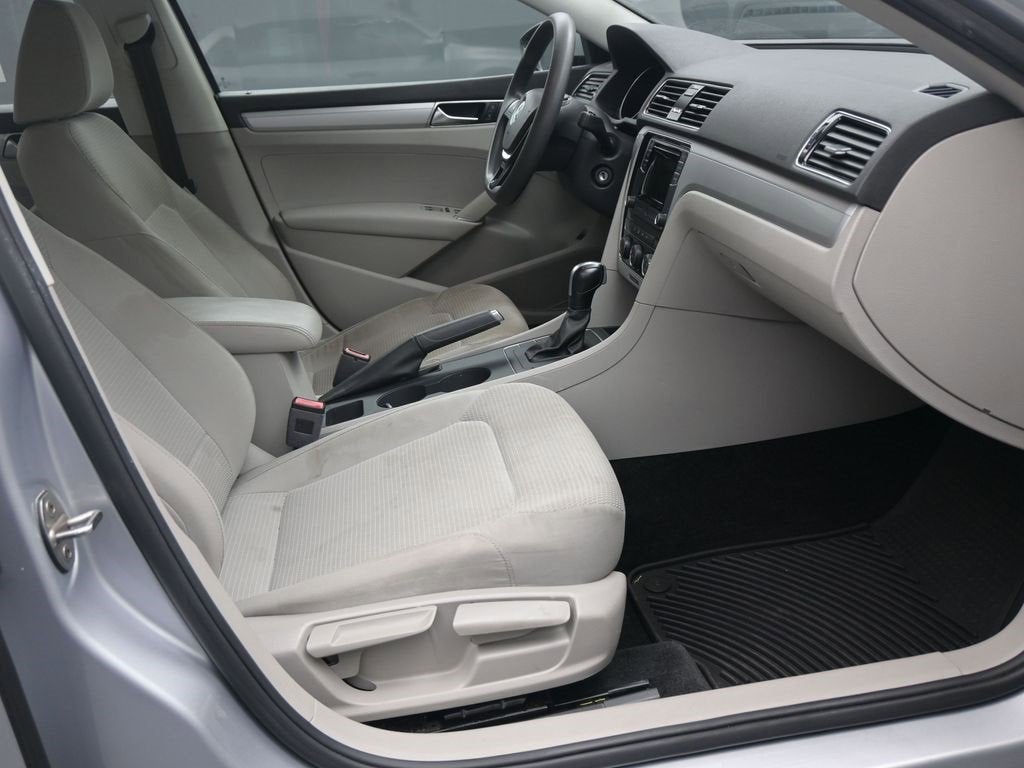 2018 Volkswagen Passat 2.0T S