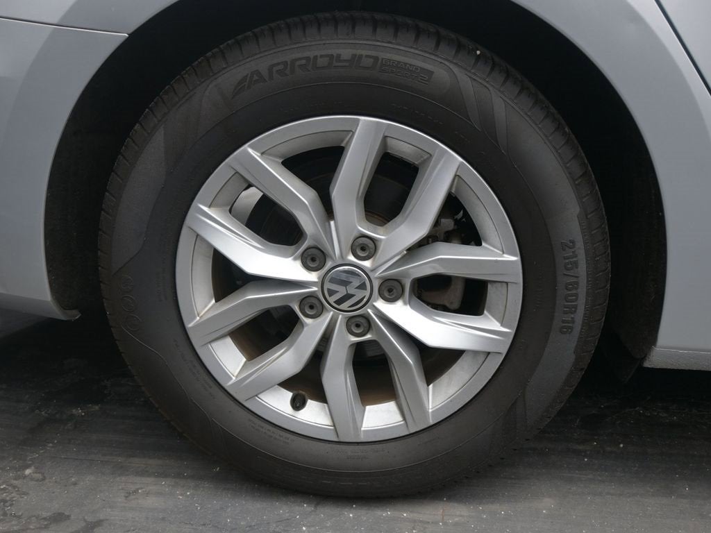 2018 Volkswagen Passat 2.0T S