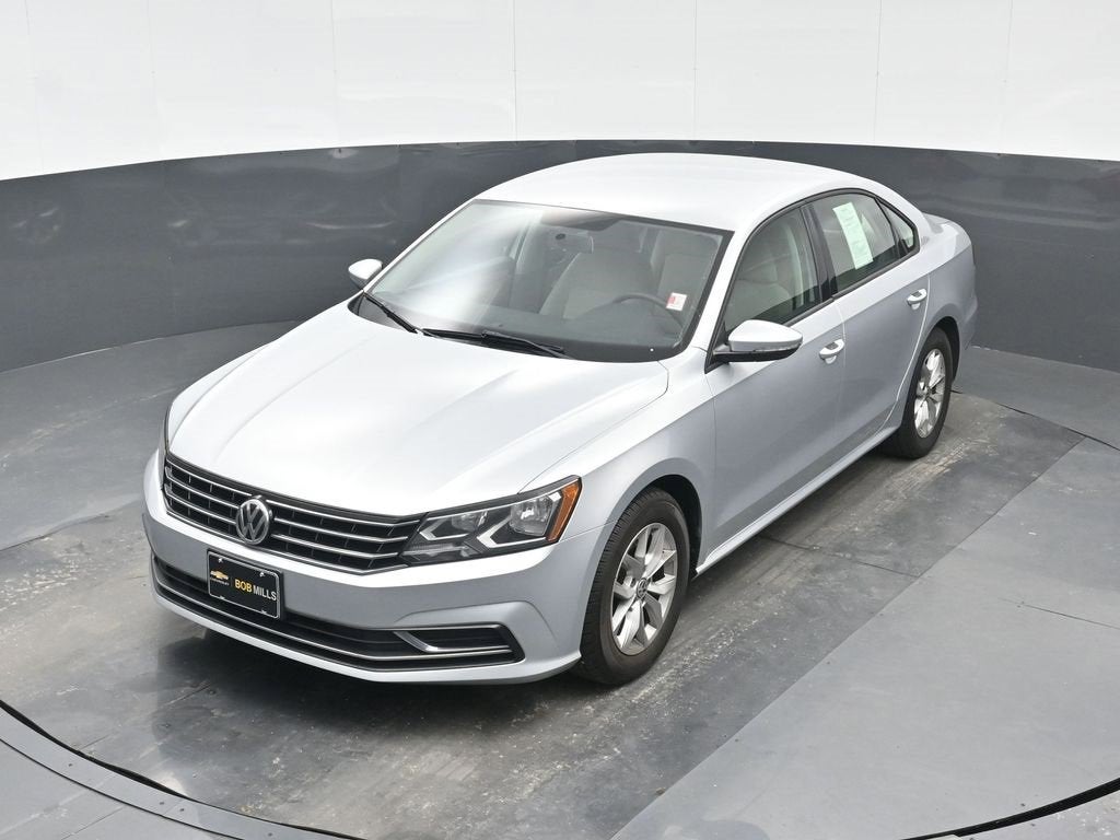2018 Volkswagen Passat 2.0T S
