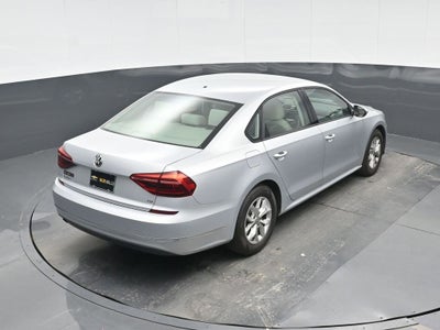 2018 Volkswagen Passat 2.0T S