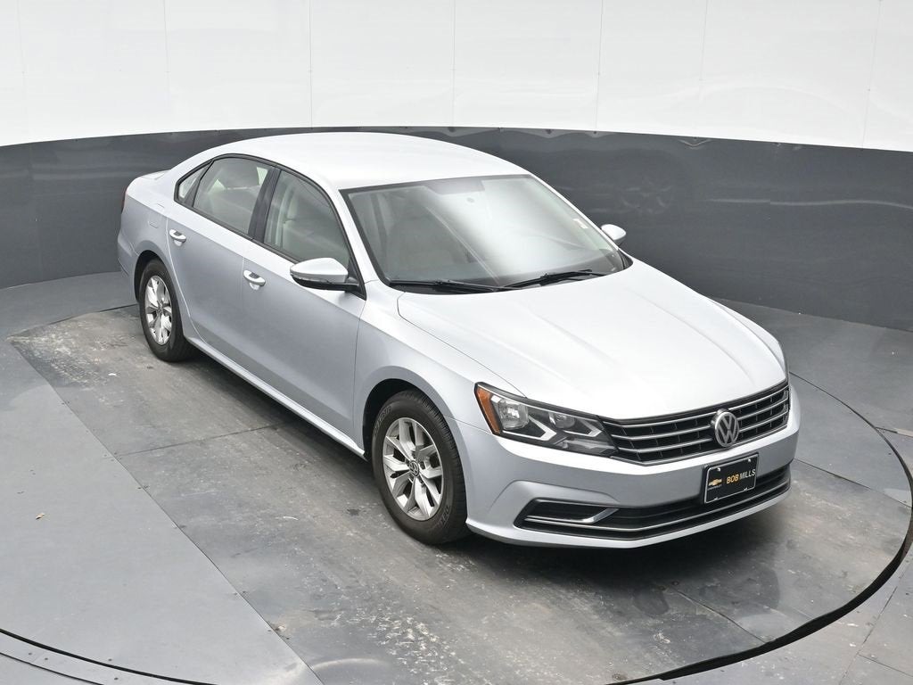 2018 Volkswagen Passat 2.0T S
