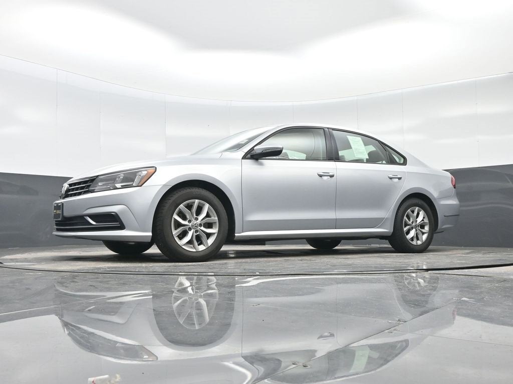 2018 Volkswagen Passat 2.0T S