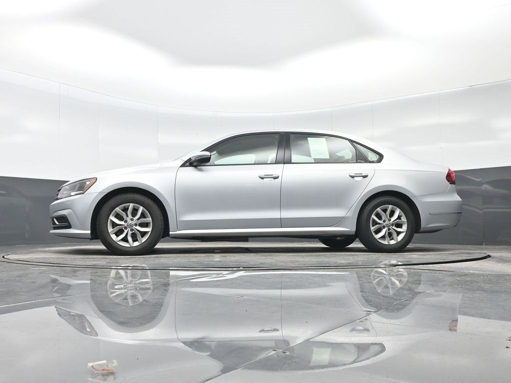 2018 Volkswagen Passat 2.0T S