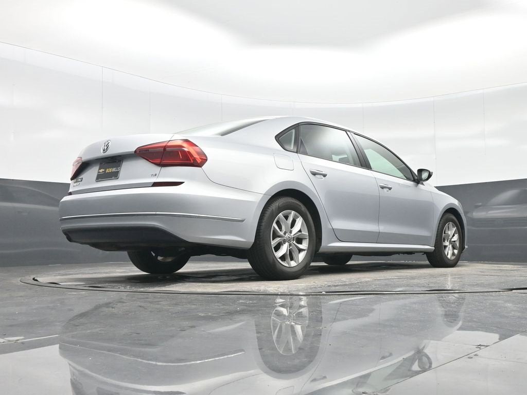 2018 Volkswagen Passat 2.0T S