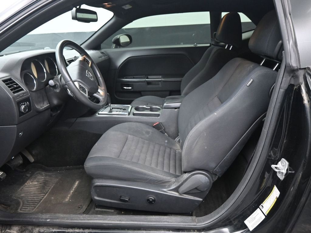 2013 Dodge Challenger SXT