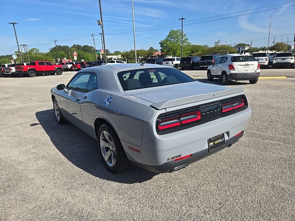 2021 Dodge Challenger SXT
