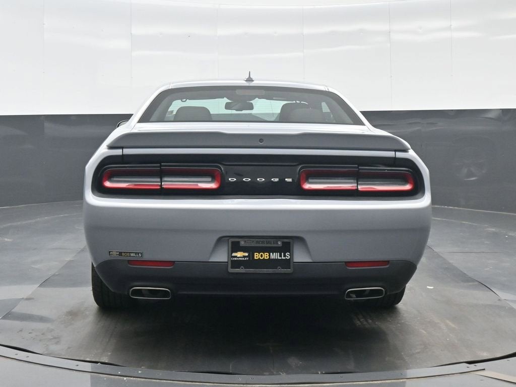 2021 Dodge Challenger SXT