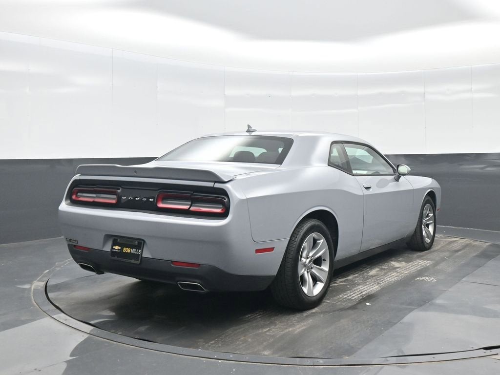 2021 Dodge Challenger SXT