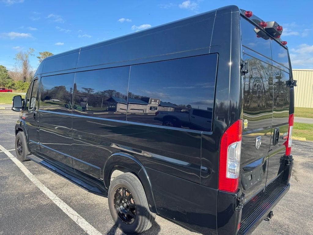2022 RAM ProMaster Window Van Base