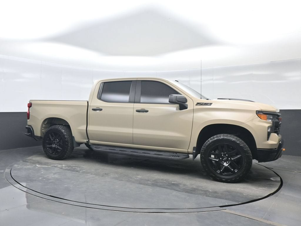 2022 Chevrolet Silverado 1500 Custom Trail Boss