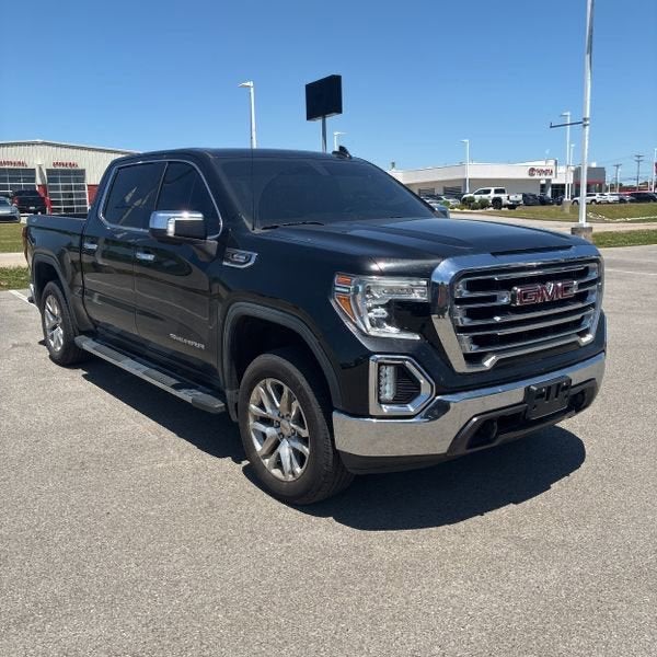 2021 GMC Sierra 4WD Crew Cab Short Box SLT's photo