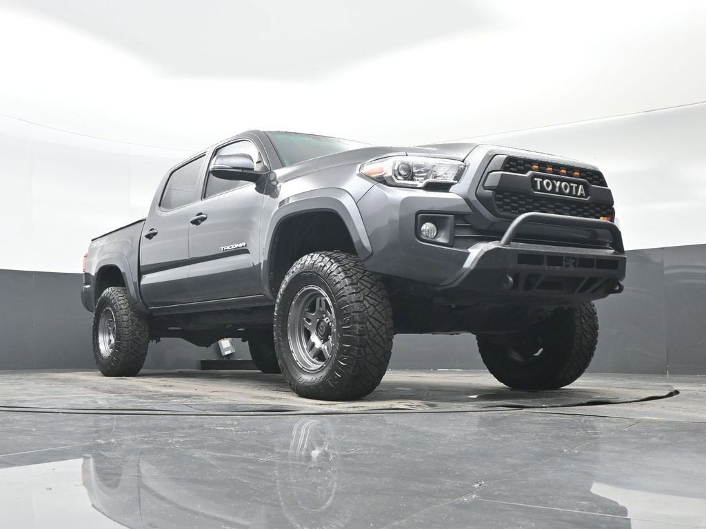 2017 Toyota Tacoma SR5