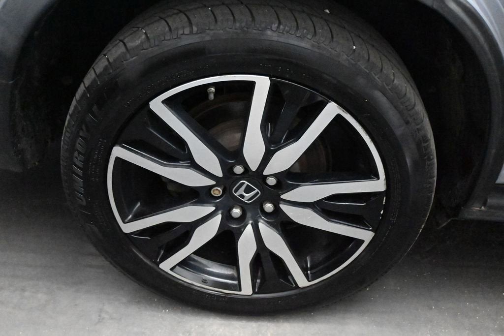 2020 Honda Pilot Touring 8-Passenger