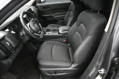 2023 Nissan Pathfinder SV