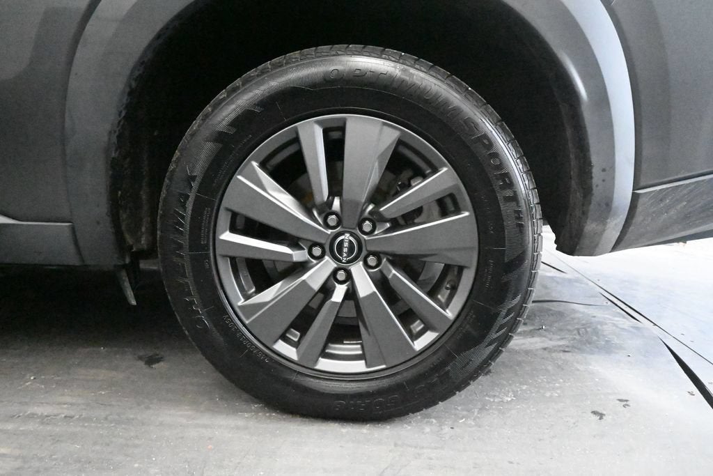 2023 Nissan Pathfinder SV