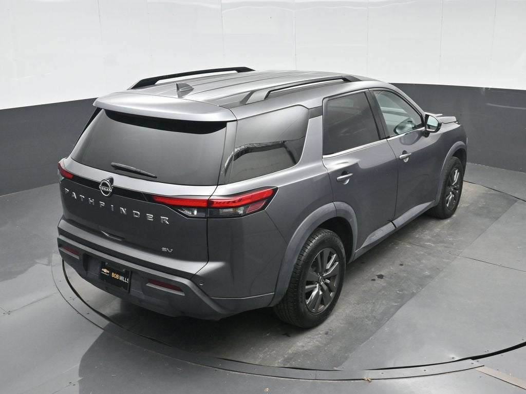 2023 Nissan Pathfinder SV