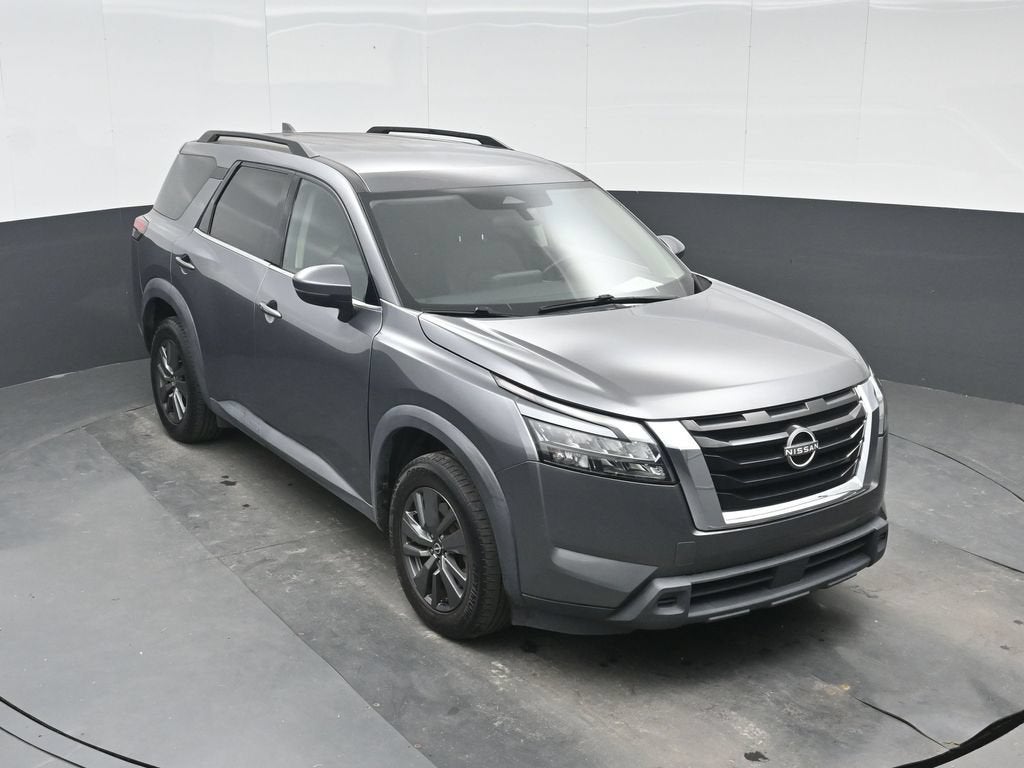 2023 Nissan Pathfinder SV